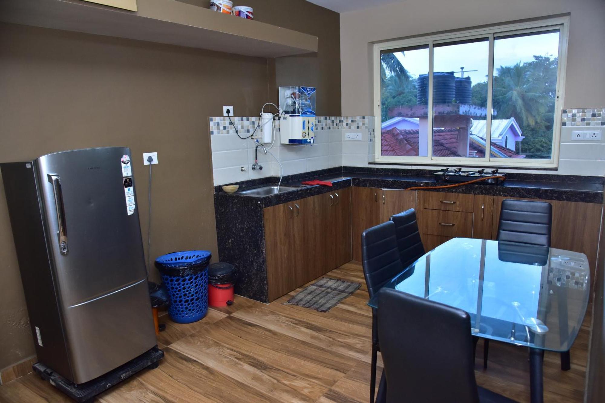 Fieldstone Lovely 2 Bhk Ac Apartment Talaulim Zimmer foto